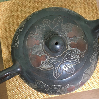 中国 欽陶居 急須 No.4 西施瓢箪 紫泥 白泥 紫砂 茶壷 茶壺 欽州 エングレービング　浮彫 中国 欽陶居 急須 No.4 西施瓢箪 紫泥 白泥 紫砂 茶壷