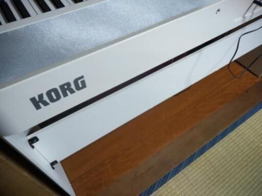 電子ピアノ　KORG B1 WH スタンド椅子セット88鍵盤