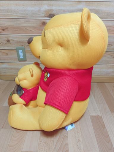 【ディズニー正規品】くまのプーさん 特大ぬいぐるみ