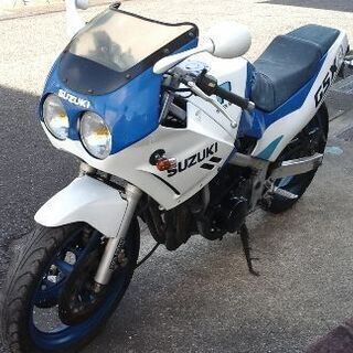 スズキ GSXR 250   ツーリングに ‼  街乗りに ‼