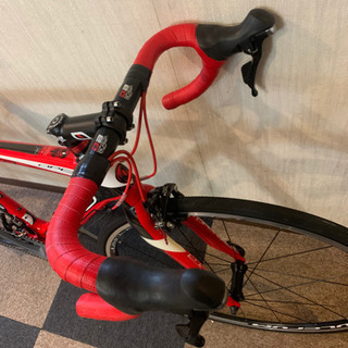 ロードバイクピナレロの姉妹メーカーのオペラカノーバ　完成車