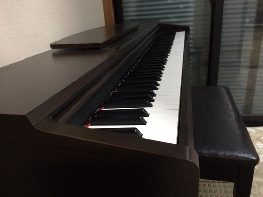 YAMAHA 電子ピアノYDP-140