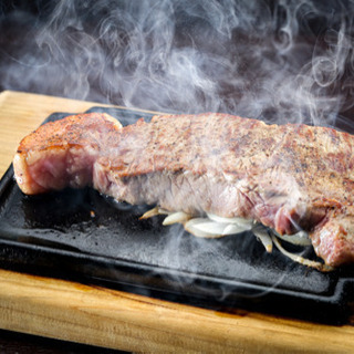 ステーキ屋 瓦　Kawara steak − 沖縄県