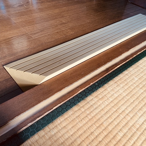 段差解消スロープルンバ等掃除機用 おそらくシンエイテクノ タッチスロープ 100 45 介護 Hanon 田方のその他の中古あげます 譲ります ジモティーで不用品の処分