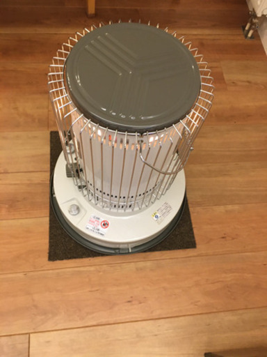 新品未開封トヨトミストーブ ホワイトクリーン TOYOTOMI（トヨトミ 