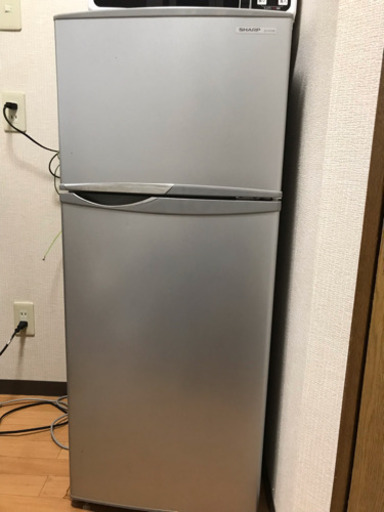 冷蔵庫です！！全く問題なく使えます！！