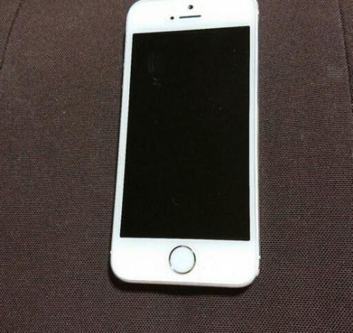 iPhone5s Silver 16GB ほぼ未使用