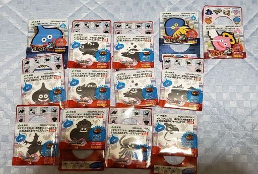ドラゴンクエストxiウォールステッカー8種類 ドラゴンクエストライバルズマグネットシート3種類 ヨシタカ プロフ要確 沖縄のおもちゃの中古あげます 譲ります ジモティーで不用品の処分