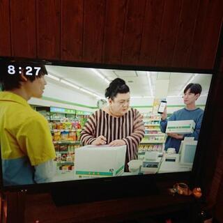 シャープ　40インチ　テレビ　美品　2017年式