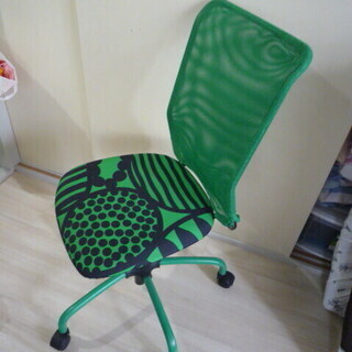 イケア　ＩＫＥＡ　４０００円ぐらいの椅子　チェア