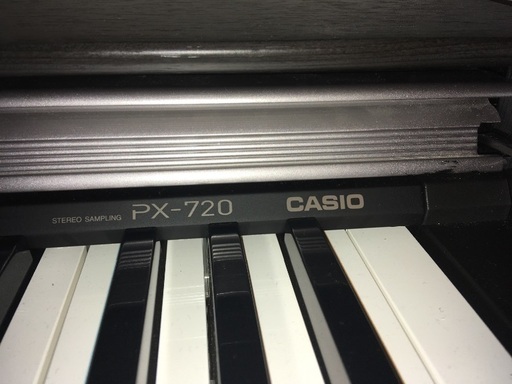 CASIO privia PX-720