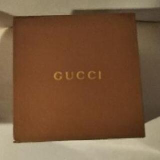 節度ある値下げ交渉可GUCCIデジタル腕時計
