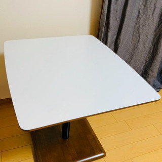 カリモク60　カフェテーブル（ウォールナット）最終値下げ