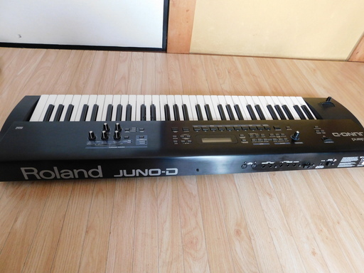 Roland JUNO-D  完動品 Roland JUNO-D 完動品