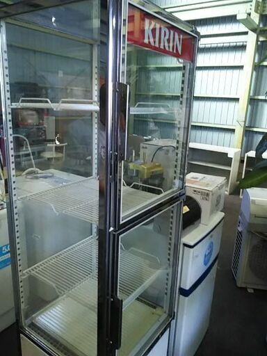 三洋電機四面ガラス208リットル冷蔵ショーケース冷蔵庫