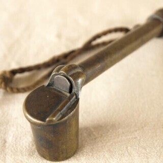 江戸～明治時代★縄付き銅製矢立17.5cm★携帯用筆記用具★小型墨壺★護身用具 ブロンズ 文房具 おすすめ！ 江戸～明治時代☆縄付き銅製矢立17.5cm☆携帯用筆記用具☆