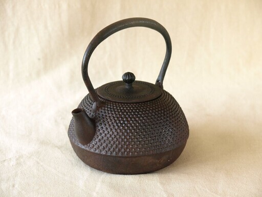南部鉄器 鉄瓶 菊池真吾 貝アラレ 宝珠アラレ