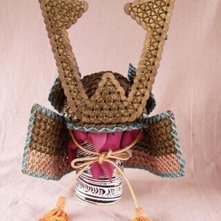 開運★昭和レトロ57～58年5円玉700枚3kg★ご縁の兜★カブト置物 風水 招福 吉祥 縁起物 五月人形 銅 真鍮 子どもの日 ラッキーアイテム 開運☆昭和レトロ57～58年5円玉700枚3kg☆ご縁