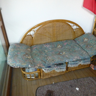 藤製のソファーです。