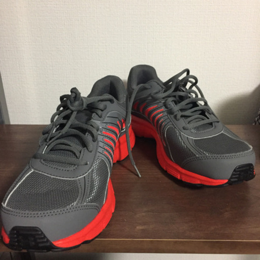 新品36.5 アンダーアーマー　シューズ　6