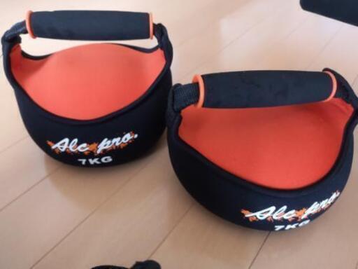 筋トレグッズセット 腹筋ローラー 足用ペダル付き ダンベル7kg ２ アンクルリストウェイト4kg ２ 個別お取引も対応します K Hiro 西川越のフィットネス トレーニングの中古あげます 譲ります ジモティーで不用品の処分