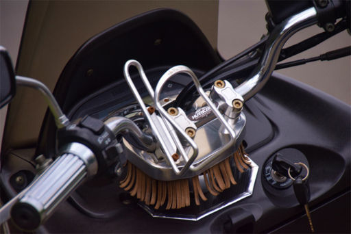 ☆マジェスティ125FI☆19104km☆バーハン化☆二本出しマフラー☆WAKO'S