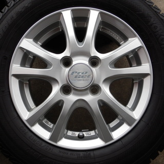 ＰＲＯＧＥＴ　１３インチ　溝たっぷりスタッドレス　軽自動車用