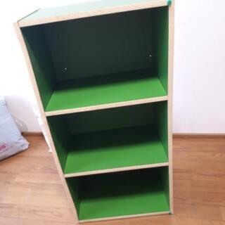 緑色カラーボックス