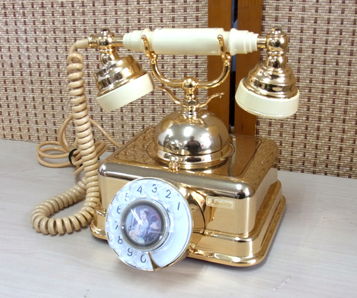 昭和レトロ 神田通信工業 ダイヤル式電話機 オブジェDK-601X2南12条店 