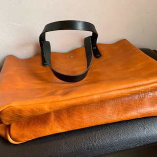 トートバッグ本革仕様❗️ 天然タンニン鞣しのプルアップレザー男女兼用 トートバッグ本革仕様❗️ 天然タンニン鞣しのプルアップレザー男女兼用