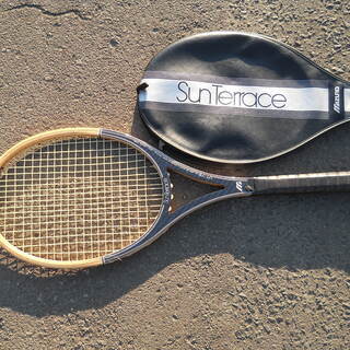 ミズノ・テニスラケット