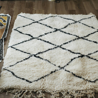 モロッコ製　(新品) ベニワレン　ラグ モロッコ ラグ rug アジラル ベニワレン 幾何学模様 カーペット