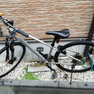 ショップ 商談中 クロスバイク 