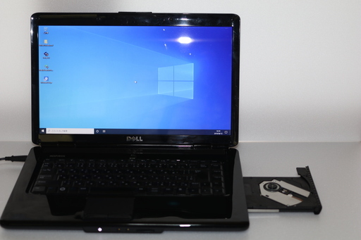 DELL inspiron1545　Windows10グレードアップ、メモリー増設済みです。