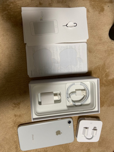 iPhone8 256GB docomo端末　美品　完動品 契約済】iPhone8 256GB docomo 美品