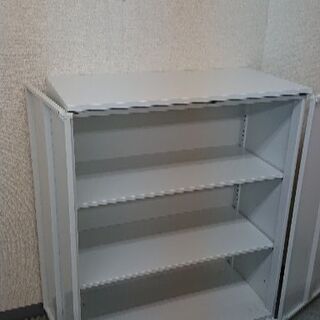 【値下げしました】鍵付きキャビネット/鍵付き書庫/鍵付き棚