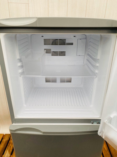 379番  SANYO ✨ノンフロン冷凍冷蔵庫❄️SR-141U(SB)‼️
