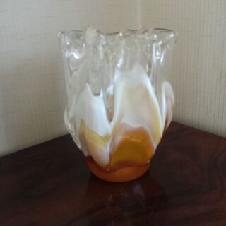 花瓶　ボヘミアンガラス