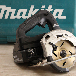  makita マキタ 充電式マルノコ 125ｍｍ HS471D 箱あり 18V (10UD3409YGw)