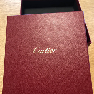 箱　カルティエ　Cartier