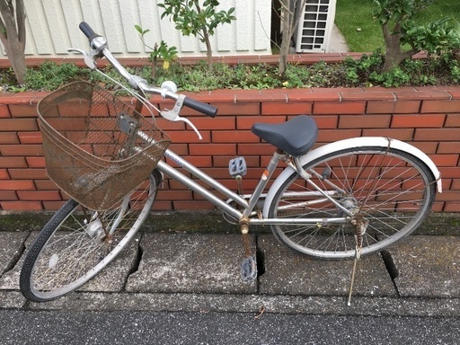 【chariyoshy出品】27インチ 3段ギア付き オートライト付き　自転車　シルバー