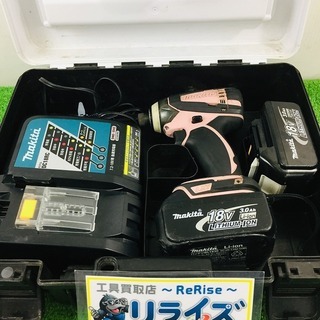 マキタ 充電式インパクトドライバ　（バッテリー2個＆充電器付き） ピンク TD146DRFXP【リライズ野田愛宕店】【店頭取引限定】【中古品】1点限り早い者勝ち！ マキタ 充電式インパクトドライバ （バッテリー2個＆充電器付き