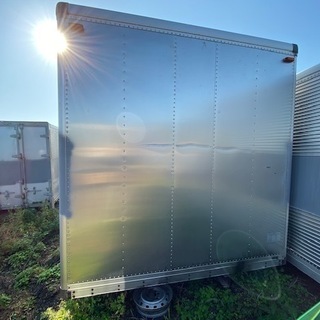 希少鍵付き【格安】4トン箱　コンテナ　物置　倉庫　アルミ箱　格安提携先運送会社あり　北海道江別市発 希少鍵付き【格安】4トン箱 コンテナ 物置 倉庫 アルミ箱 格安提携先