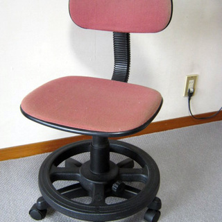 【あげます】学習机用椅子[赤] 現状渡し