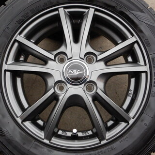 ＮＩＲＶＡＮＡ　１３インチ　スタッドレス　ワゴンＲなど軽自動車に！