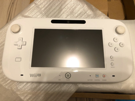 【★お取引中】Wii U すぐに遊べるマリオカート8 セット(白)＆スプラトゥーンソフト