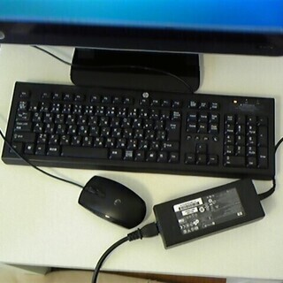 値下げしました。一体型パソコン HP ONMI220-1140jp を売ります。快適