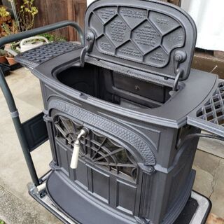 先着優先)大人気・バーモントキャスティングス社の「希少薪ストーブ