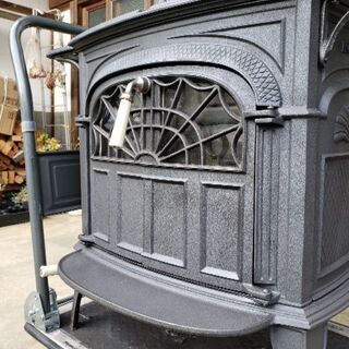 先着優先)大人気・バーモントキャスティングス社の「希少薪ストーブ