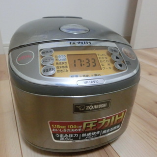 象印 5.5合炊き 炊飯器 中古 NP-HW10